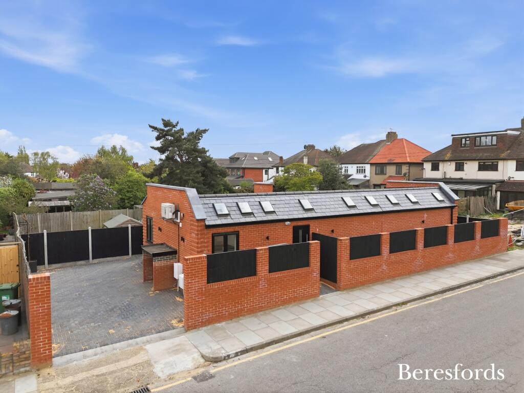 Main image of property: Parkland Avenue, Marshalls Park, RM1