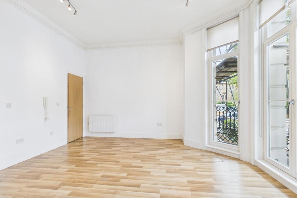 Apartment in Folkestone and Hythe, Lynwood, Folkestone - More