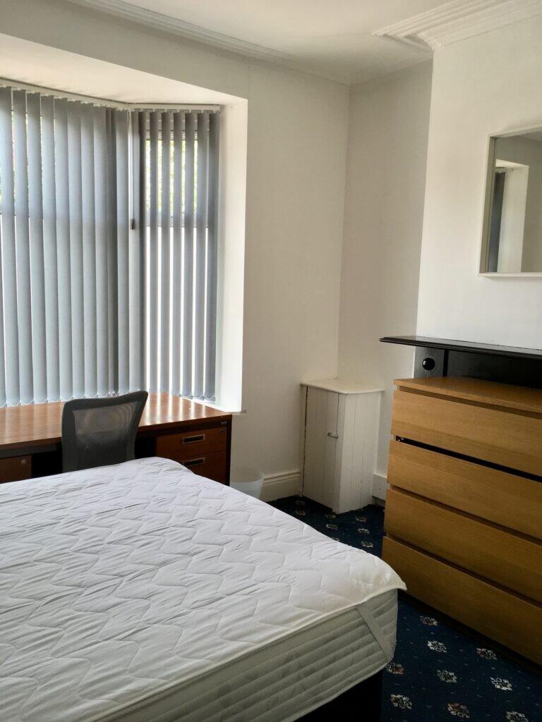 Additional image 4 of Oak Tree Lane, Birmingham, B29