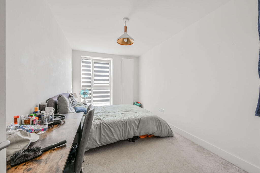 Apartment in London - View 5