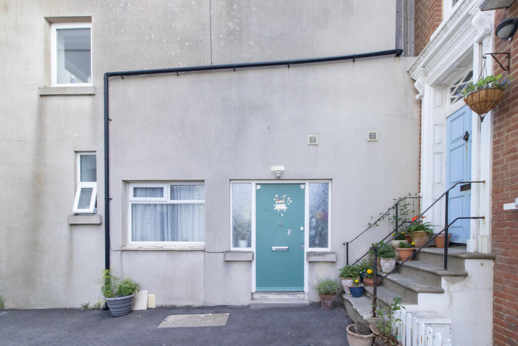 Main image of property: Fort Hill, Margate, CT9