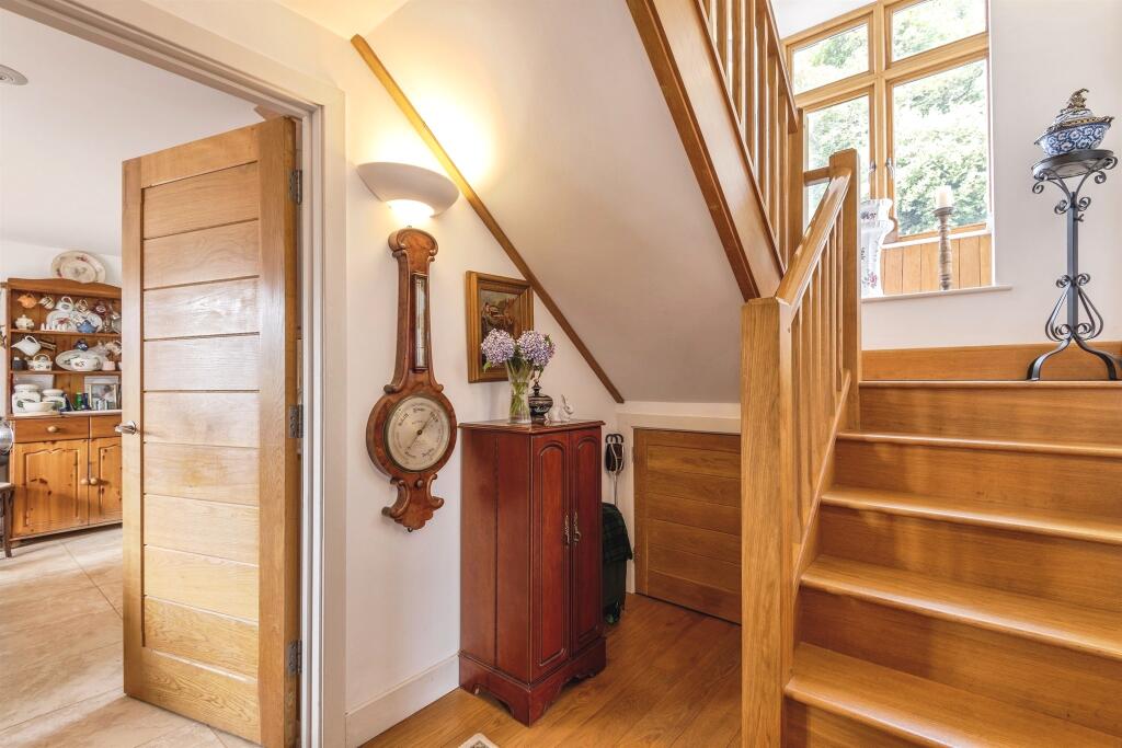 House in Taunton - View 4