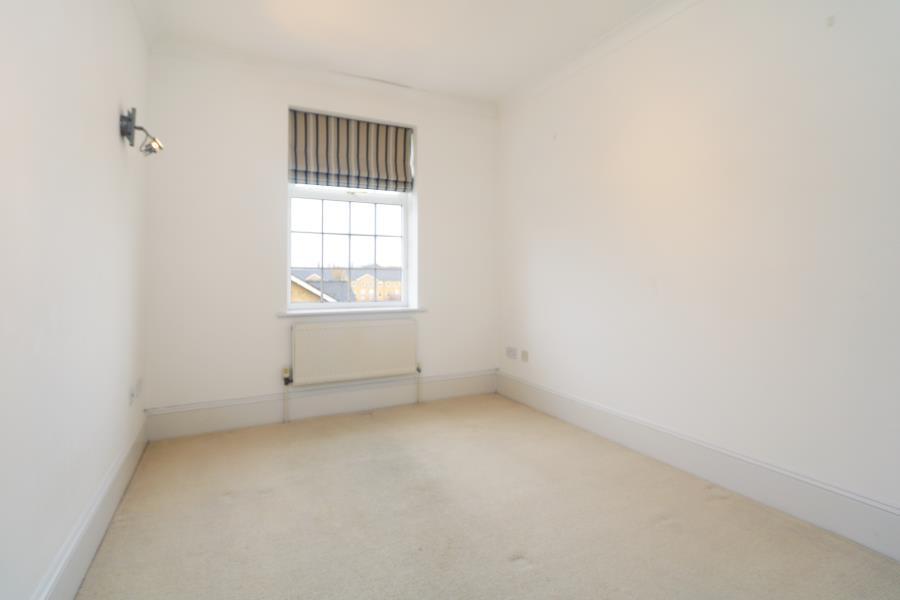 Balaclava Road, Surbiton KT6 - More