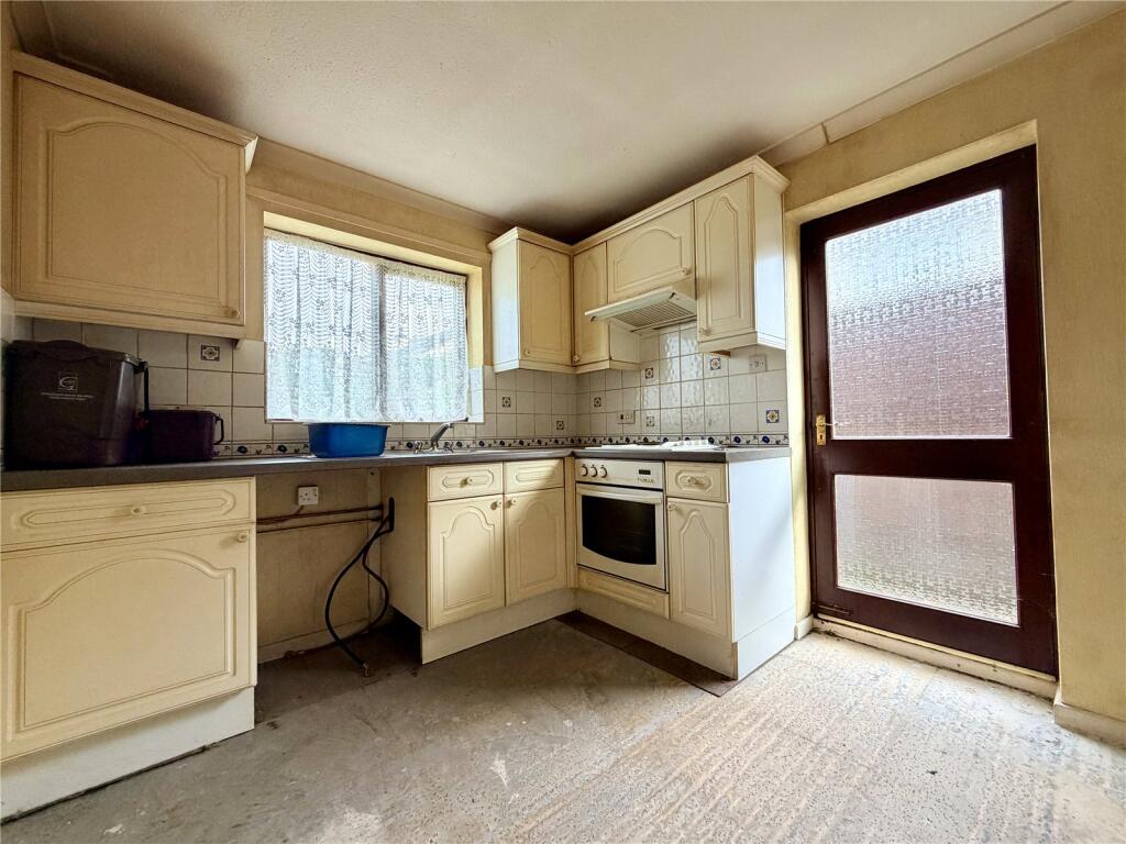 House in Llandudno, Llanddeiniolen - View 3