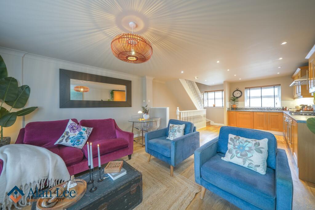 House in Stockport - View 5