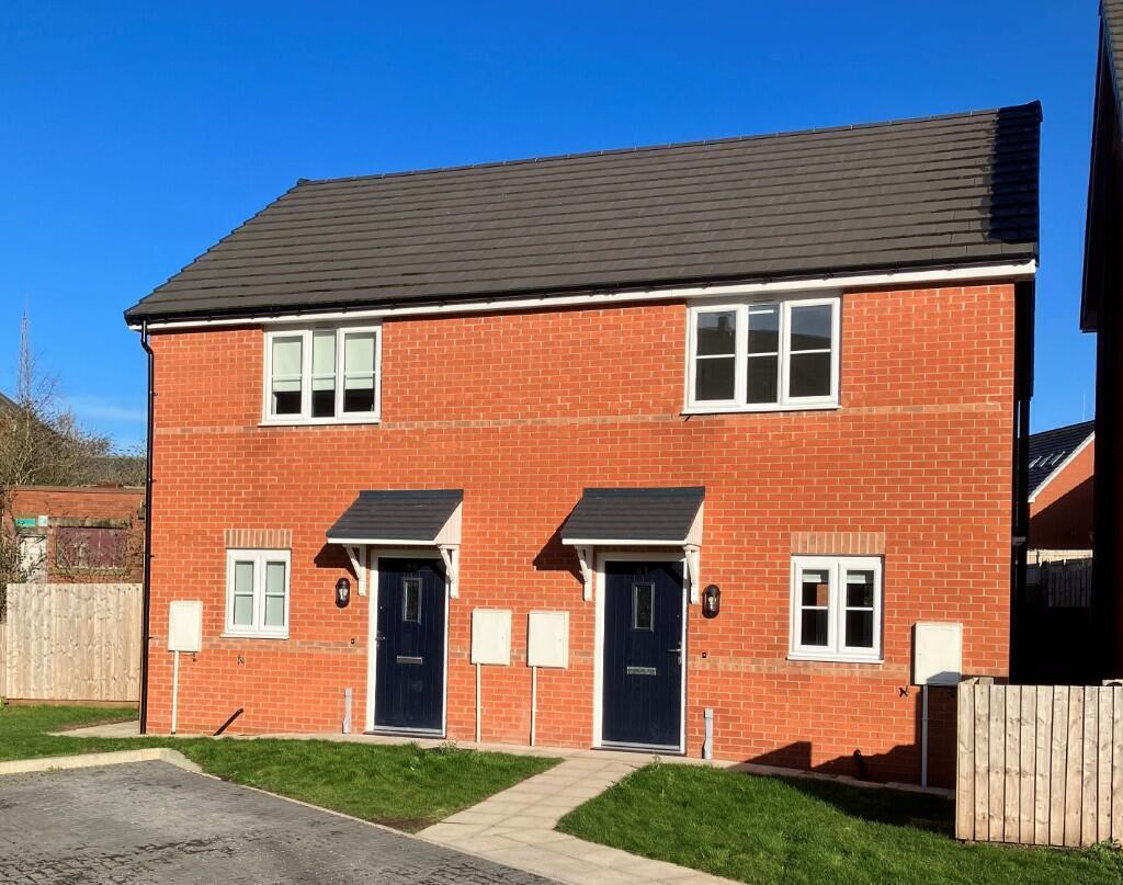 Main image of property: Deakins Court, Mansfield, Nottinghamshire, NG18