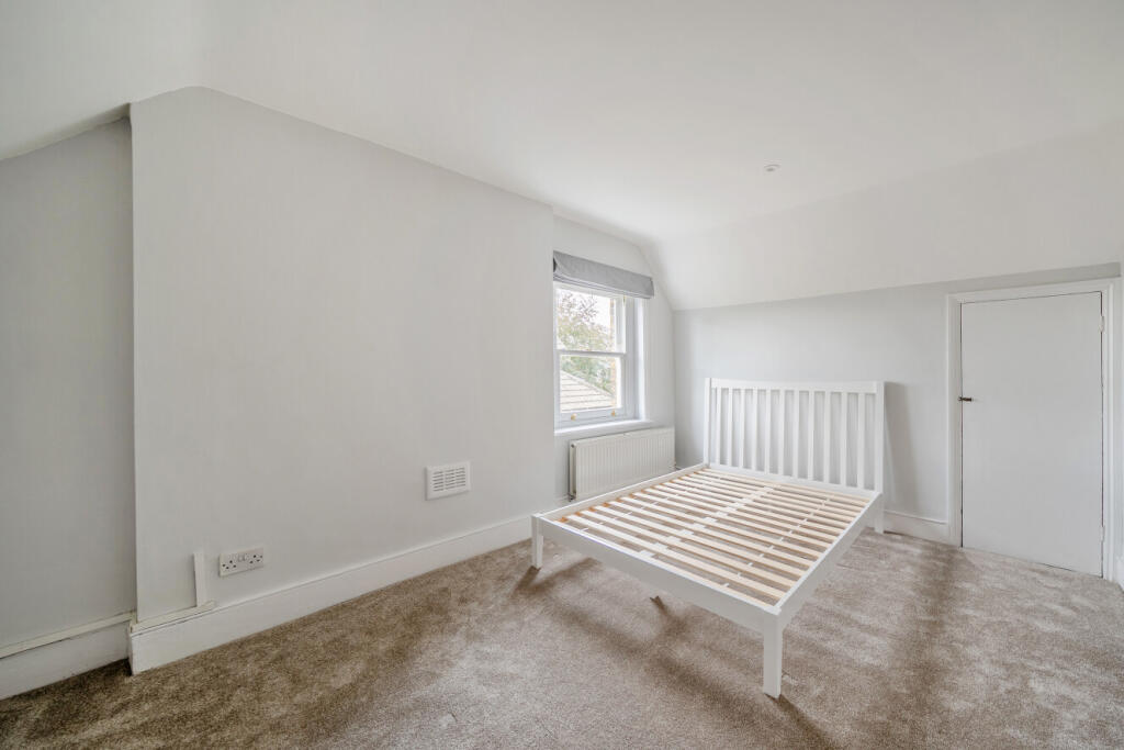 Apartment in London - View 4