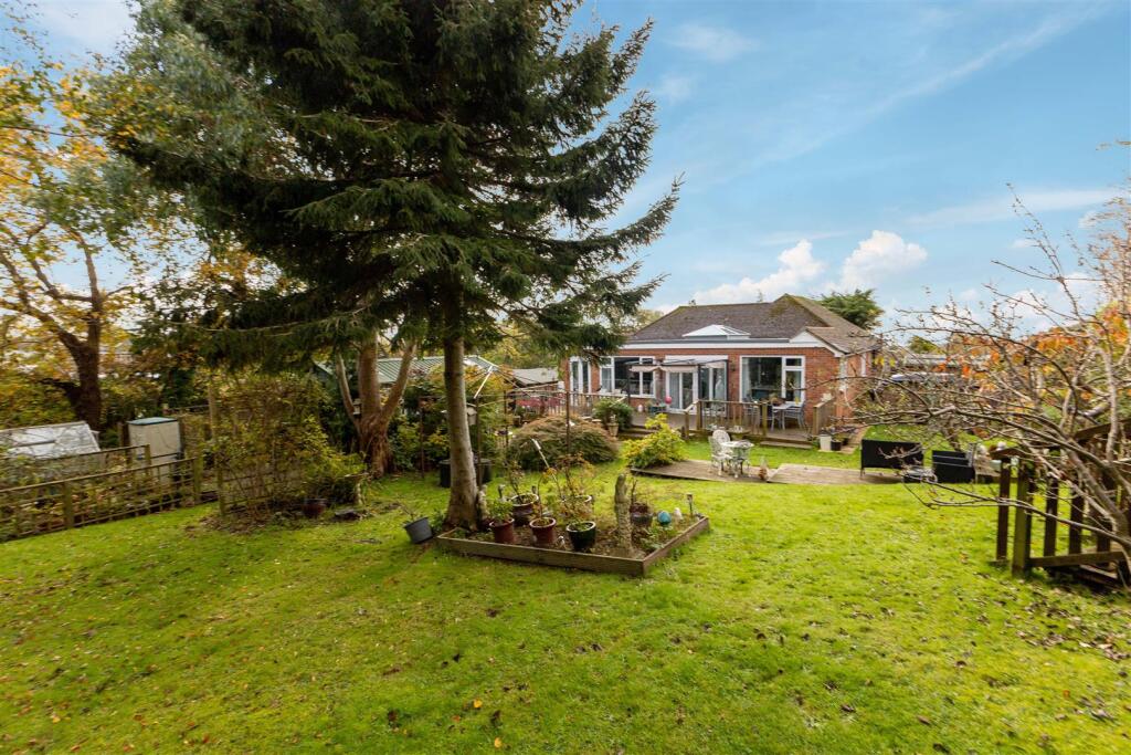 Main image of property: Ochiltree Close, Hastings