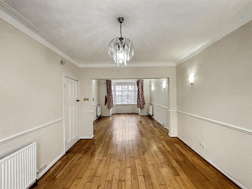 House in Harrow - View 4