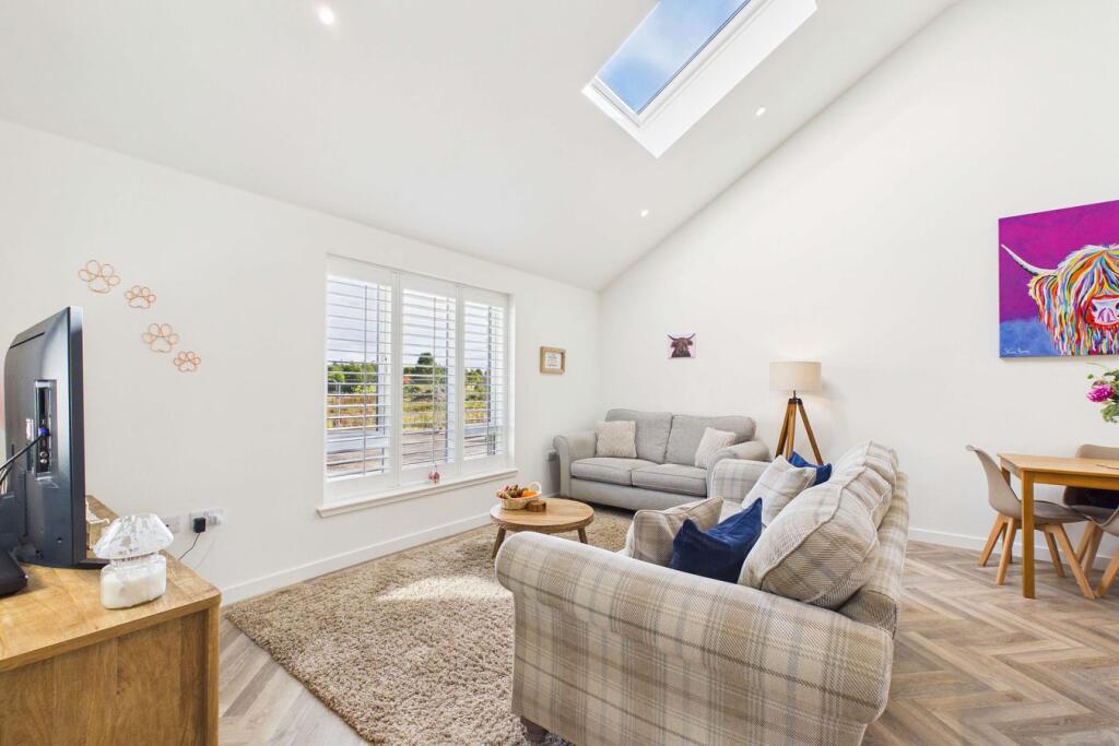 House in Perth - View 5