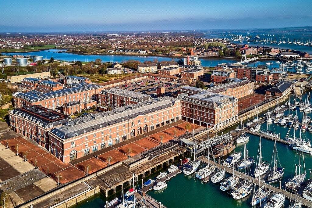 Main image of property: Weevil Lane, Gosport, Hampshire