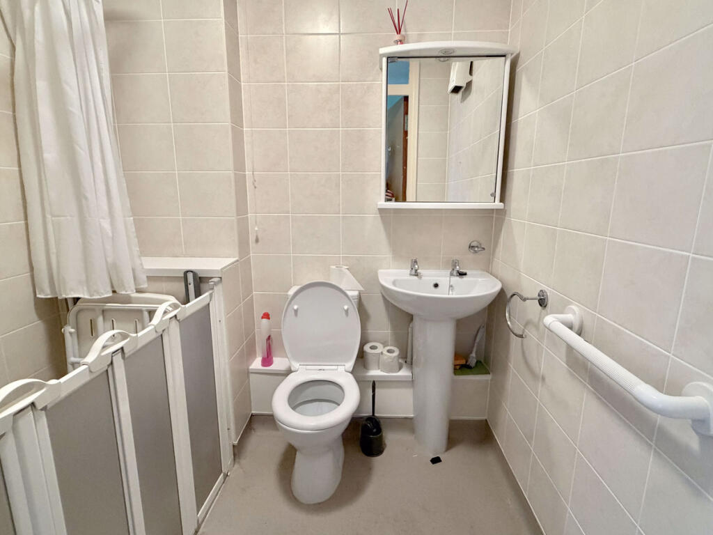 Apartment in Poole, Old Town - More