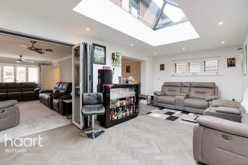 House in Maldon - View 5