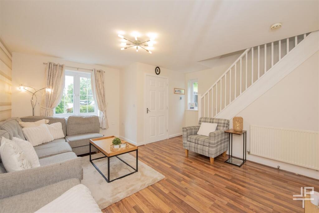 House in Leigh, Bedford - View 2
