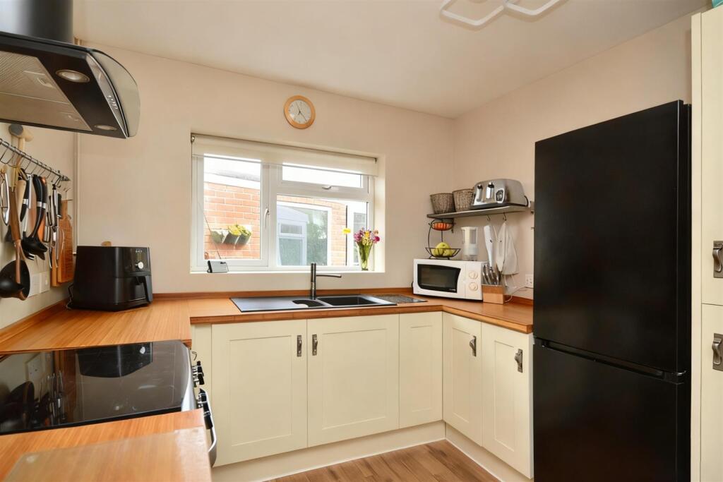 House in Bristol, City of Bristol - More