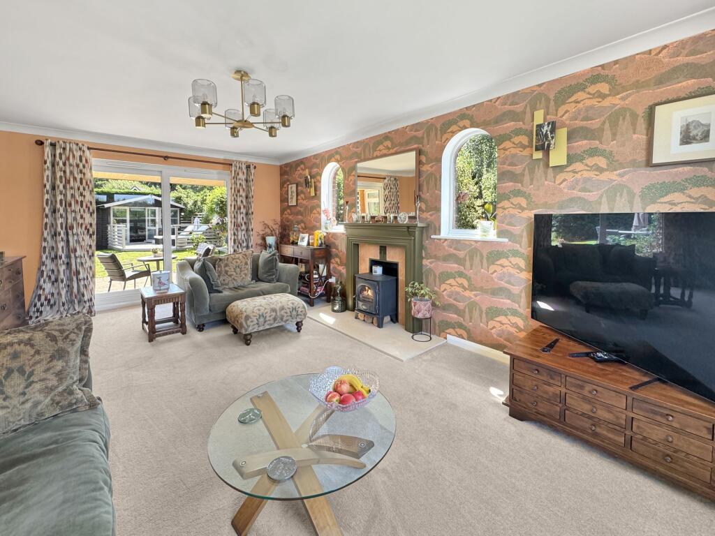 House in Ryde, Wootton Bridge - View 4
