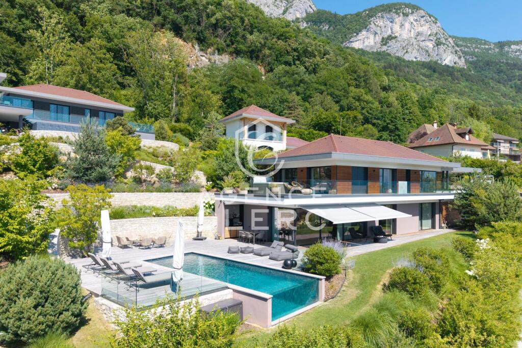Main image of property: Rhone Alps, Haute-Savoie, Veyrier-du-Lac
