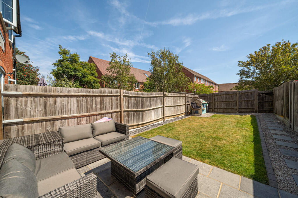 House in Bromley - View 5