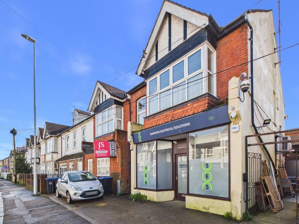 Main image of property: 147 Tarring Road, Worthing, West Sussex, BN11 4HE