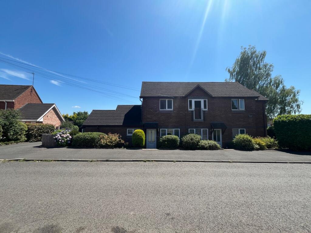 Flavel Road, Bromsgrove, Worcestershire, B60