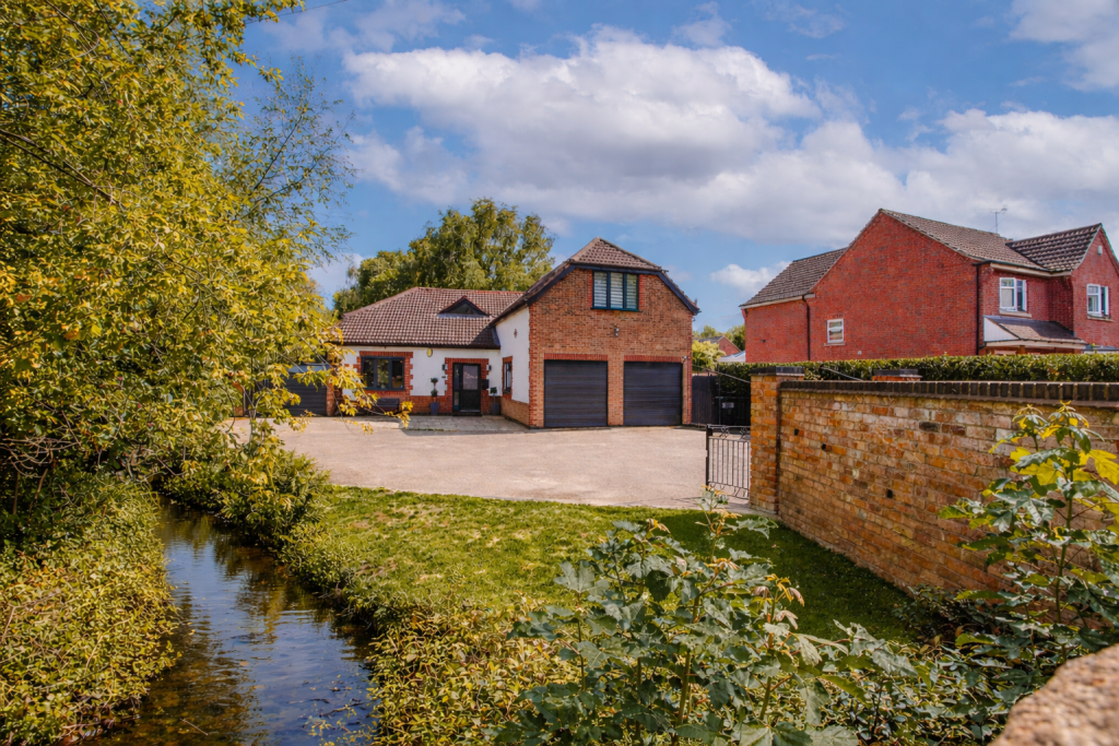 Main image of property: Willowbrook House, Woodhouse Road, Quorn