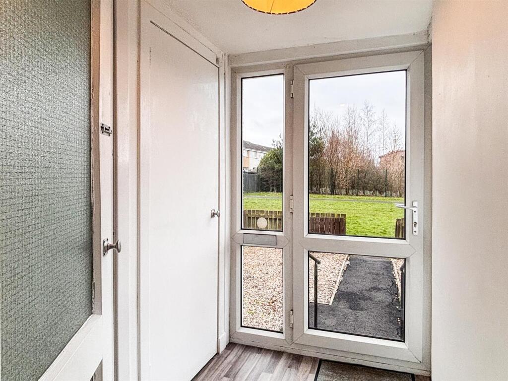 Denholm Drive, Wishaw photo 2