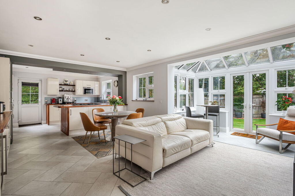 House in Waverley, Cranleigh - View 2