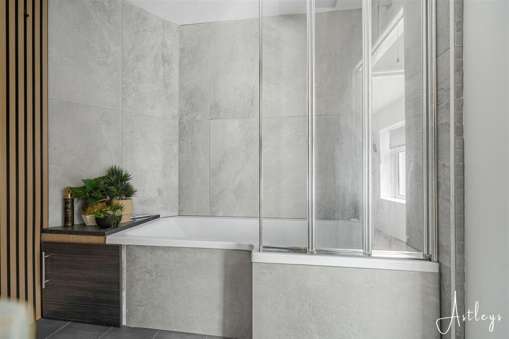 Apartment in Mumbles, Thistleboon - More