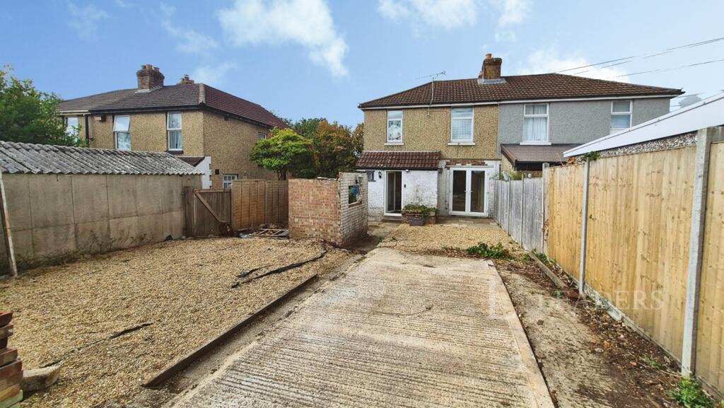 House in Fareham, West End - View 3