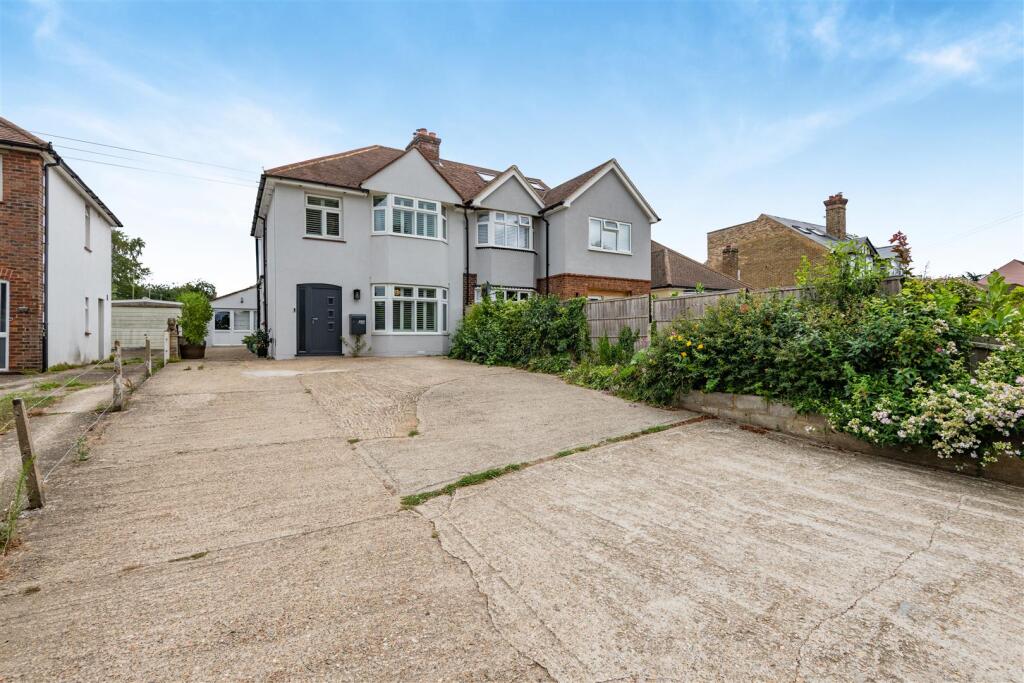 Main image of property: London Road, Ditton