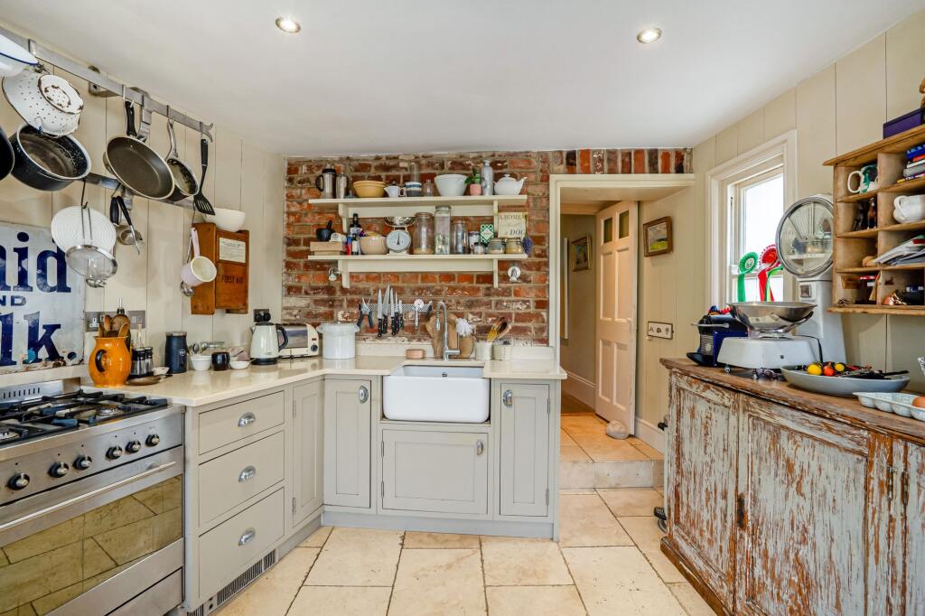 House in Gloucester - More