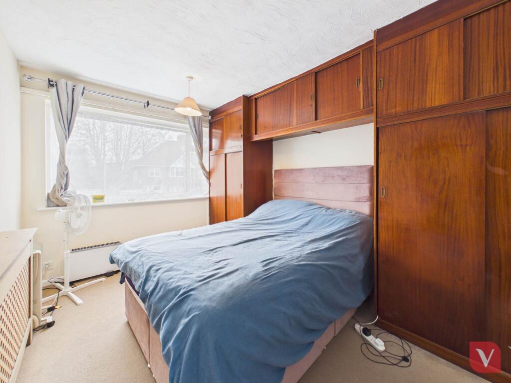 Apartment in Luton - More