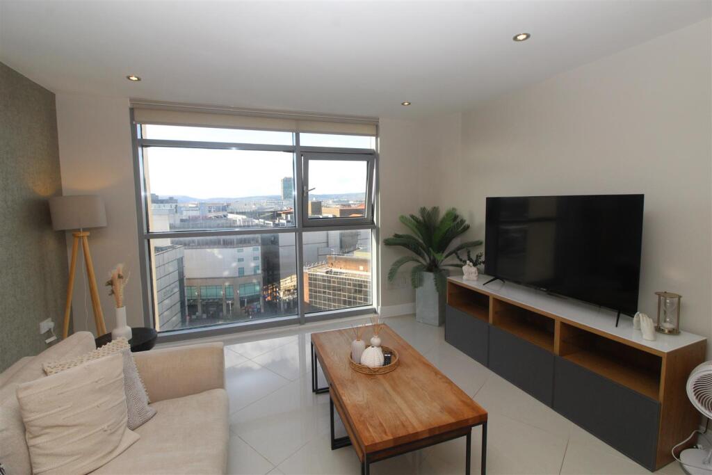 Main image of property: Altolusso, Bute Terrace, Cardiff, CF10 2FH