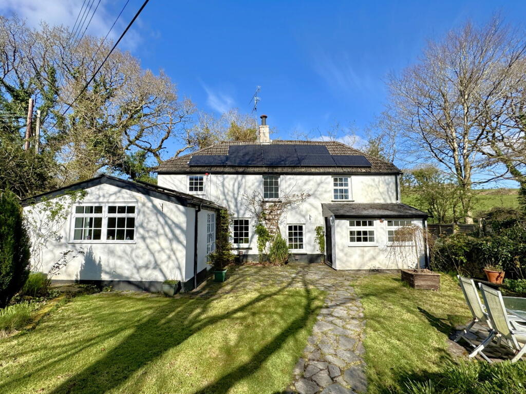 Main image of property: Clearbrook Cottage, Clearbrook, Yelverton, Devon