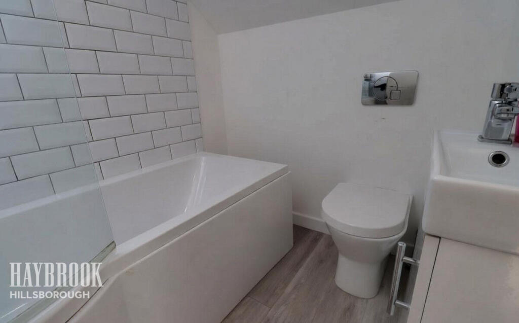 Apartment in Sheffield - View 4
