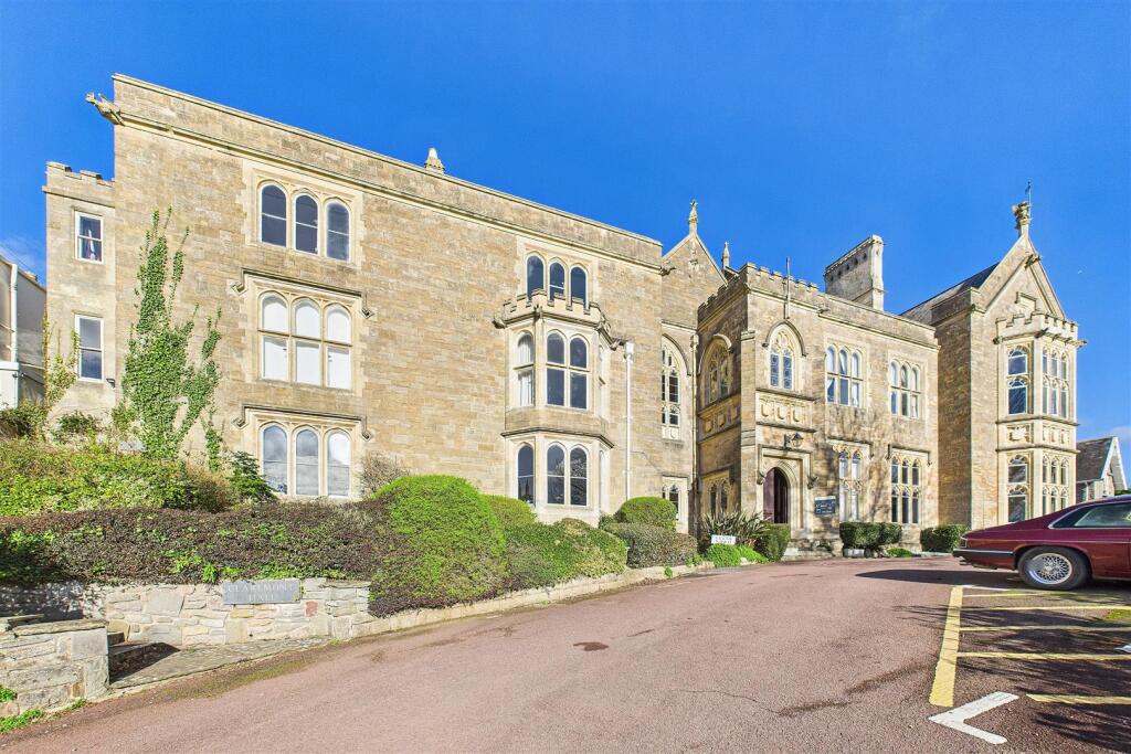 Main image of property: Popular Mid-Clevedon location