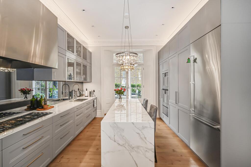House in London - View 4