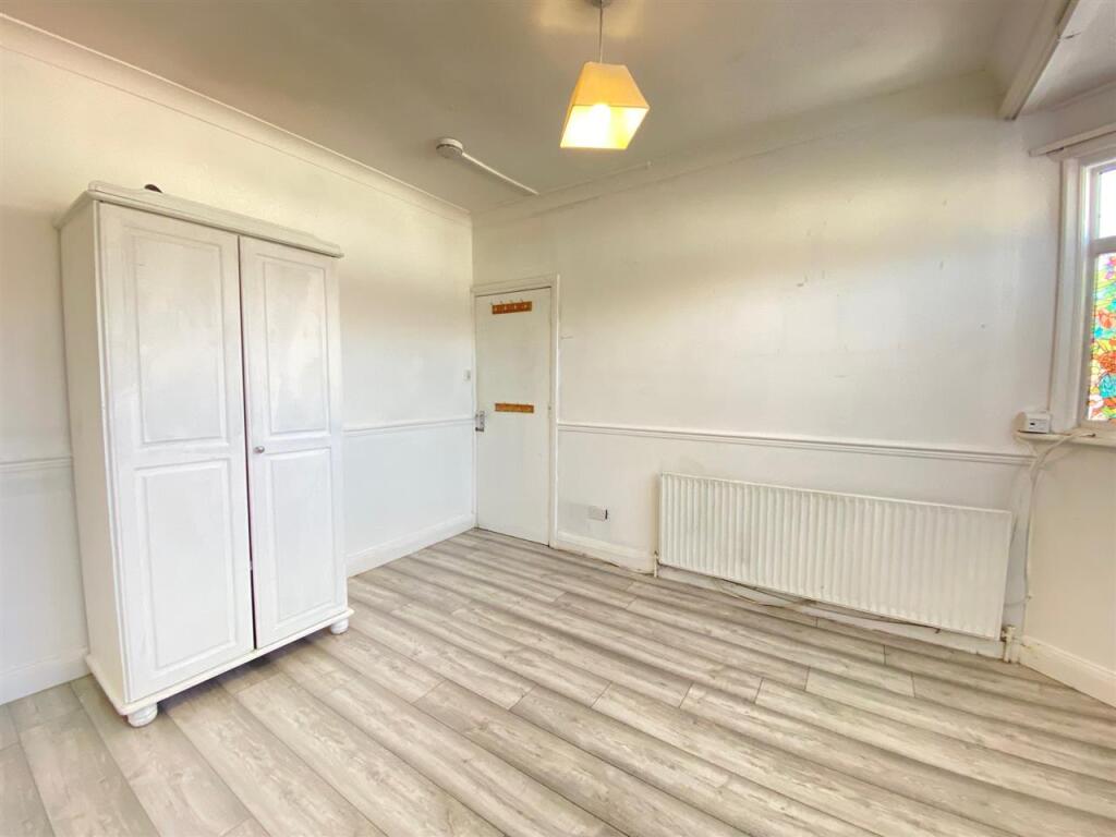 House in London - View 4