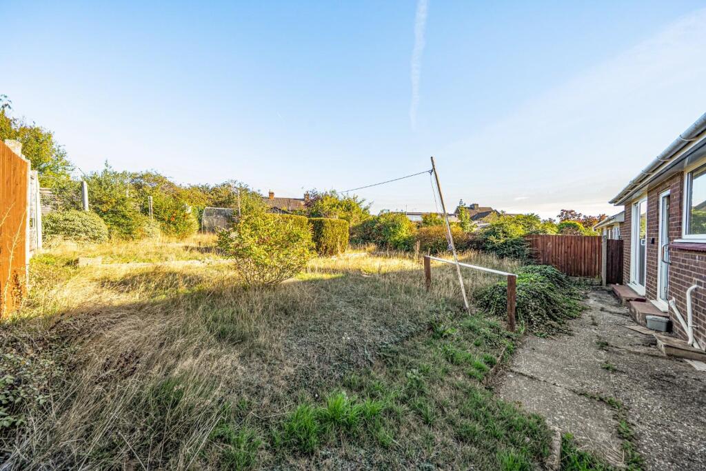 Cooper Road, Snodland photo 2