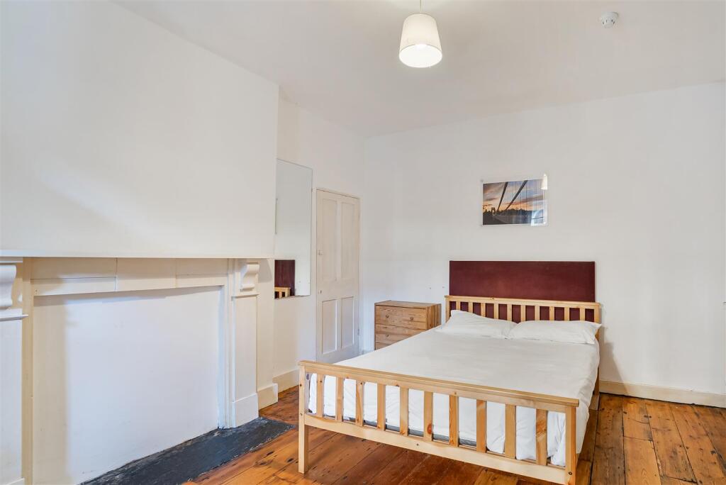 1 bedroom house share for rent