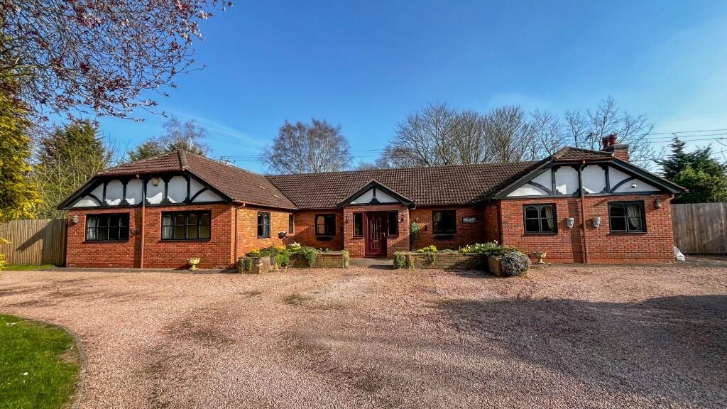 Main image of property: Gainsborough Road, Scotter Common