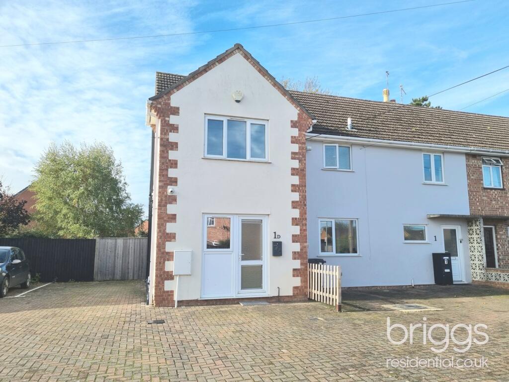 2-bed terraced on Lancaster Way, Market Deeping, PE6, £150,000