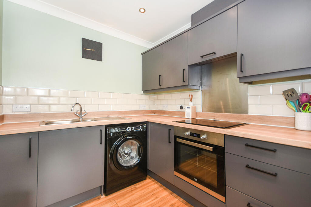 Main image of property: Vantage Court, Southend on Sea