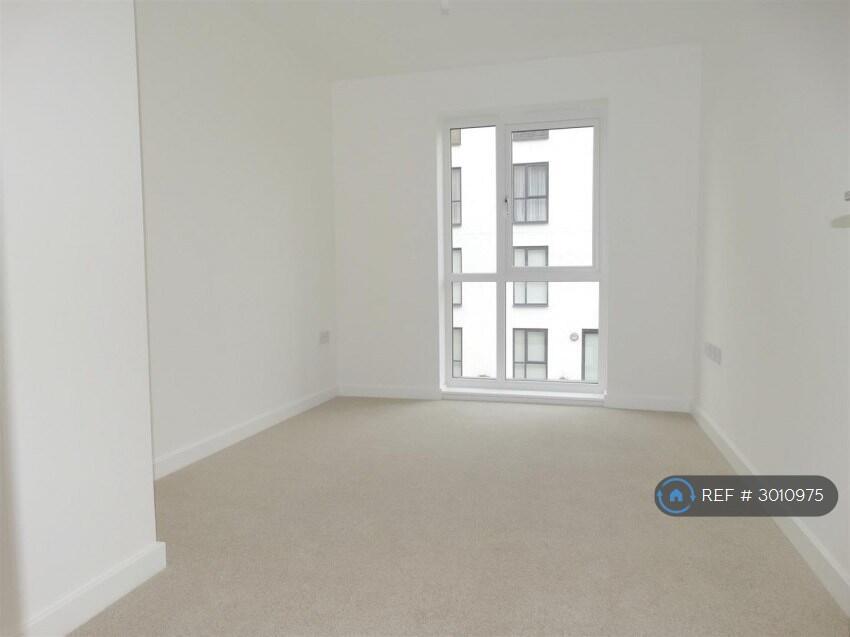 Apartment in Dartford - View 4