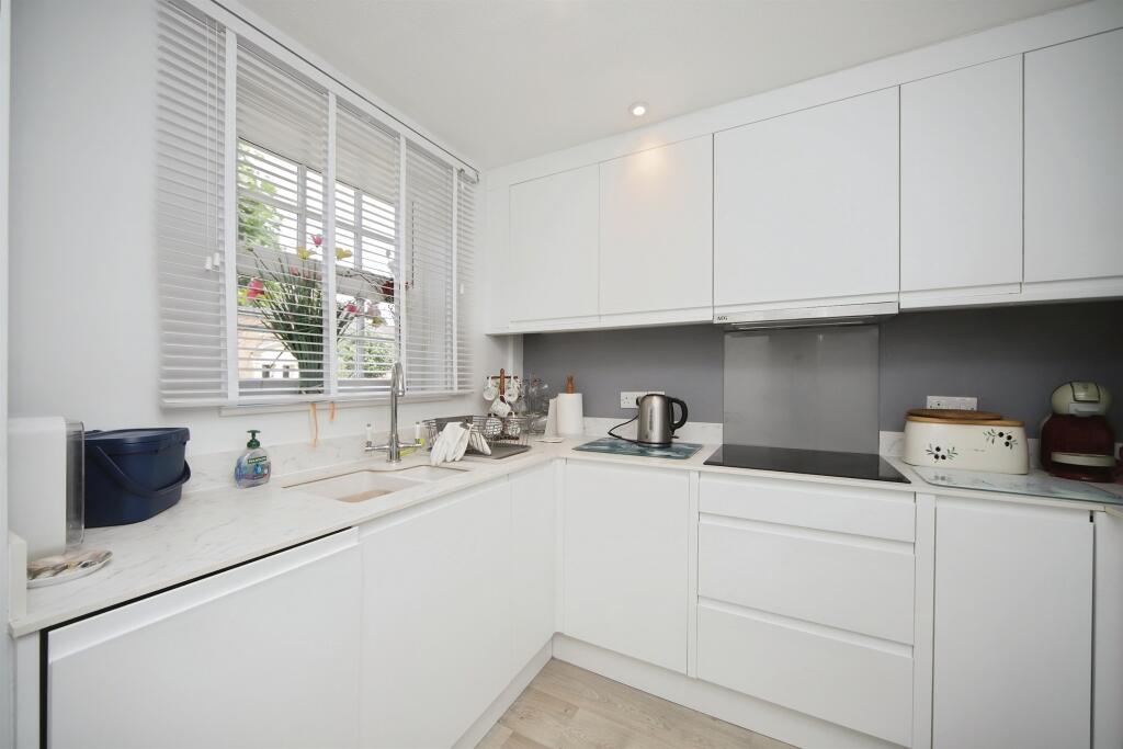House in Taunton, Firepool - View 2
