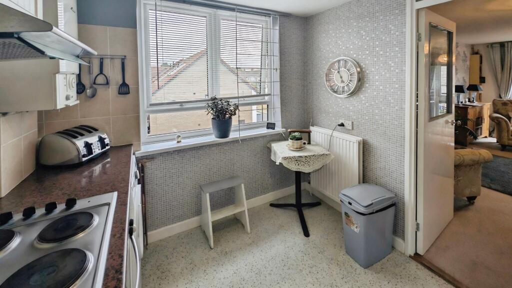 Apartment in Bristol - More