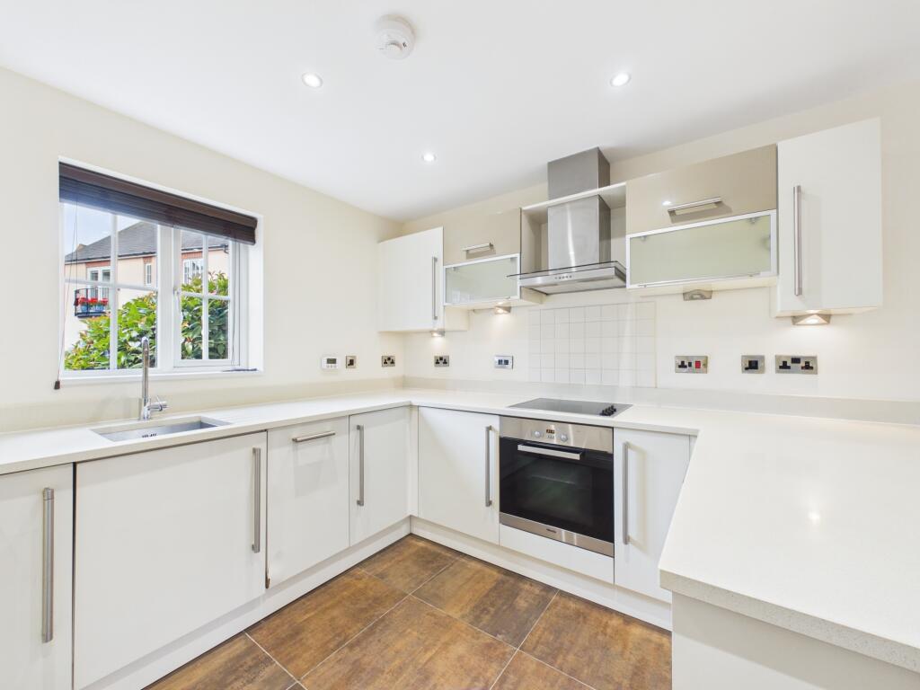 Apartment in Harborough, Leicestershire - More