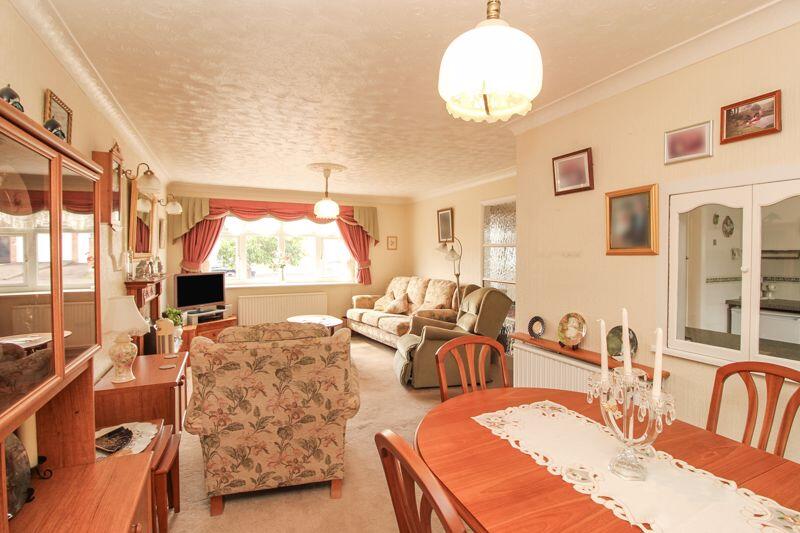 Ryton Close, Bedford, MK41 photo 2