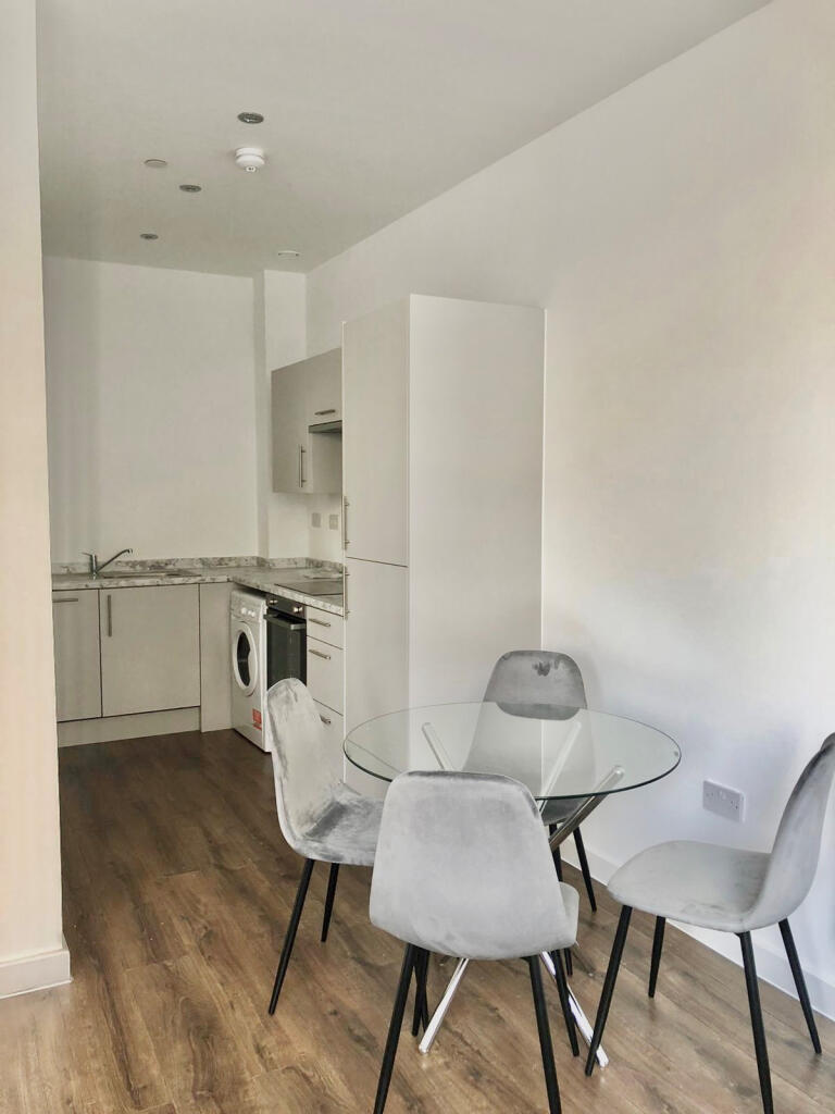 Main image of property: 7 Tithebarn Street, Liverpool, Merseyside, L2