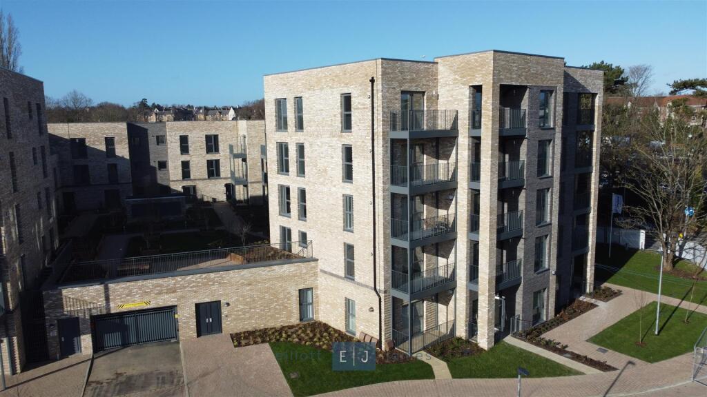 Main image of property: Epping Gate, Loughton